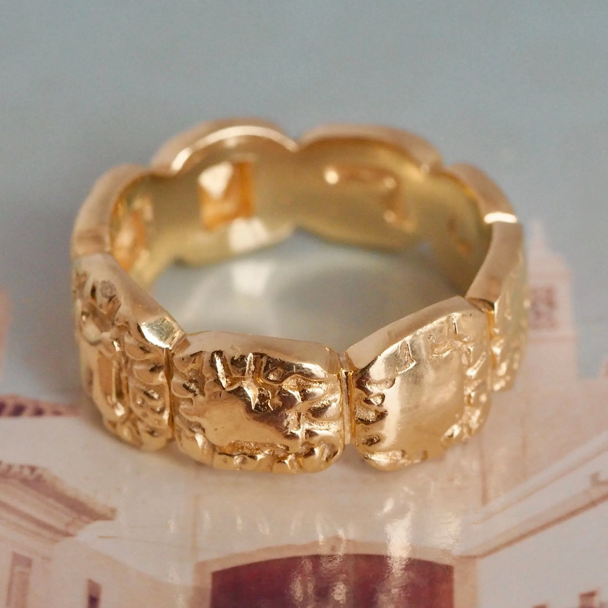 Vintage Artisan 18k Gold Thick Paneled Band