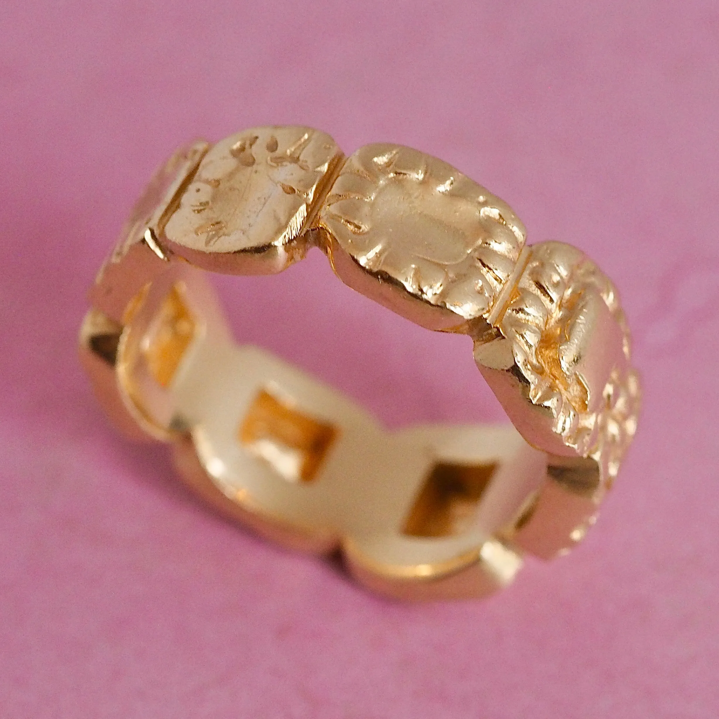 Vintage Artisan 18k Gold Thick Paneled Band