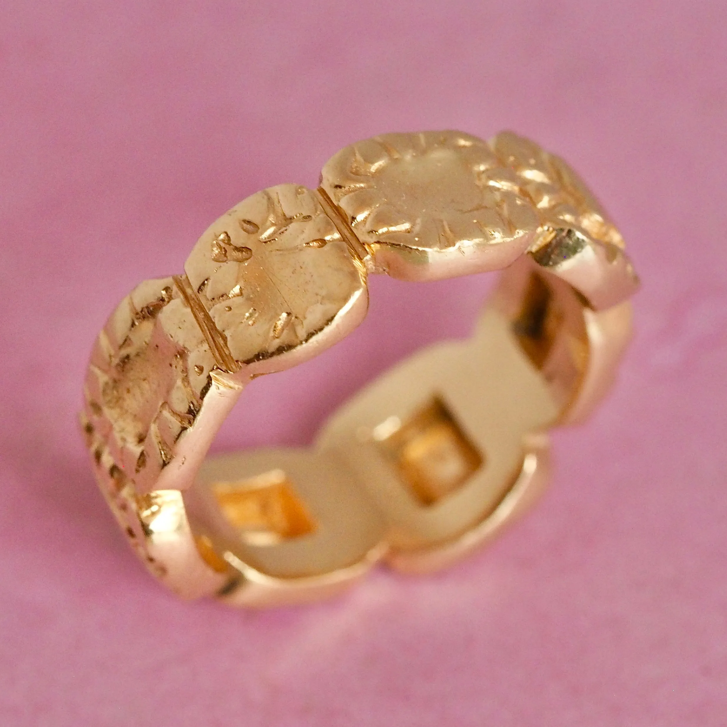 Vintage Artisan 18k Gold Thick Paneled Band