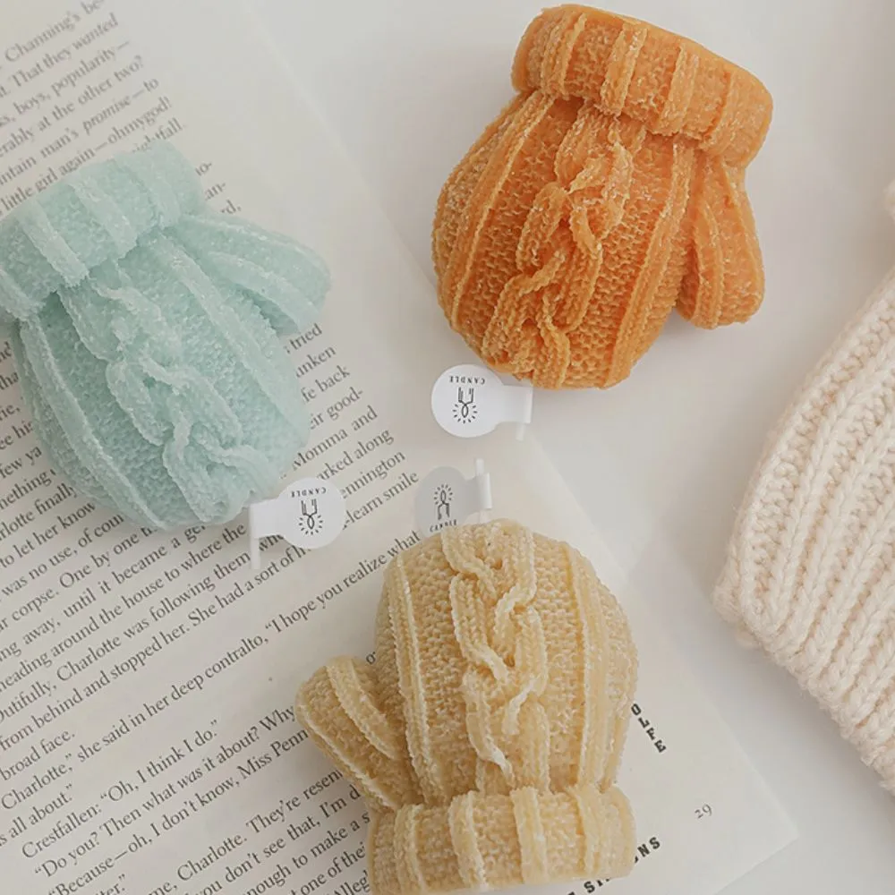 Winter Gloves Candle Decoration Set 4 Pieces